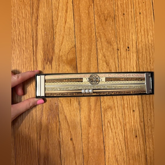 Tree of Life Beige and Gold Bracelet for Women - Picture 2 of 3